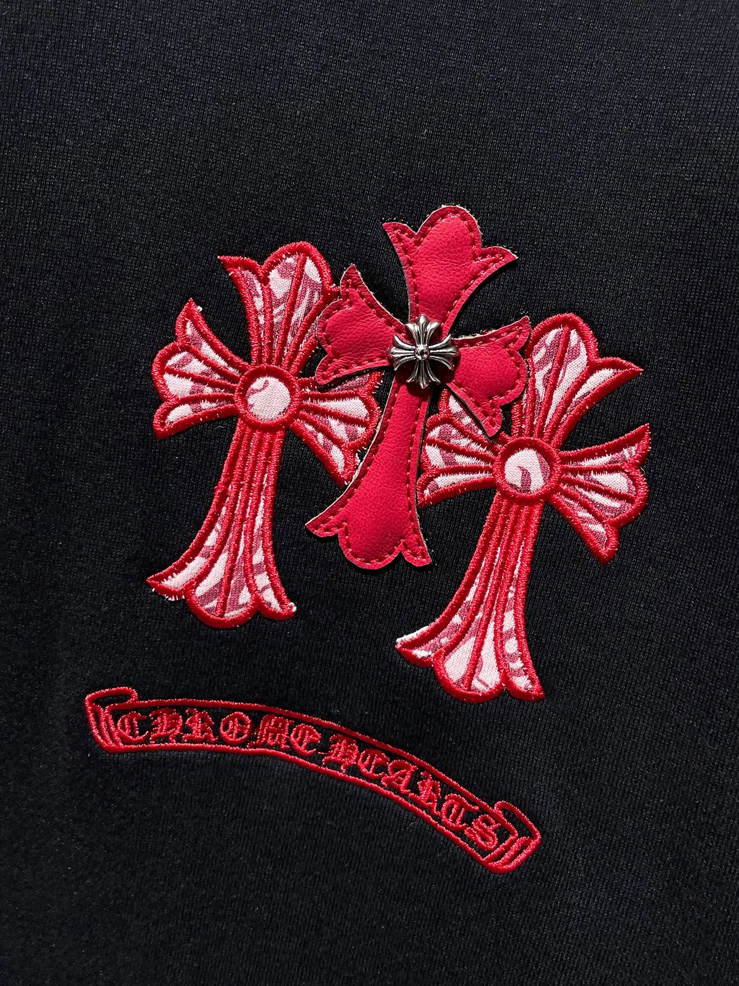 P276 Chrome Hearts Autumn and Winter 2025 Counter Synchronization Horseshoe Cross Handmade Three-dimensional Custom Patched Embroidery Hooded Sweatshirt Heavy Embroidery! ! ! Tens of thousands of needles! ! Improved customized version of 1:1 high-gram weight high-quality fabric Recommended color: white black code number: S, M, L, XL